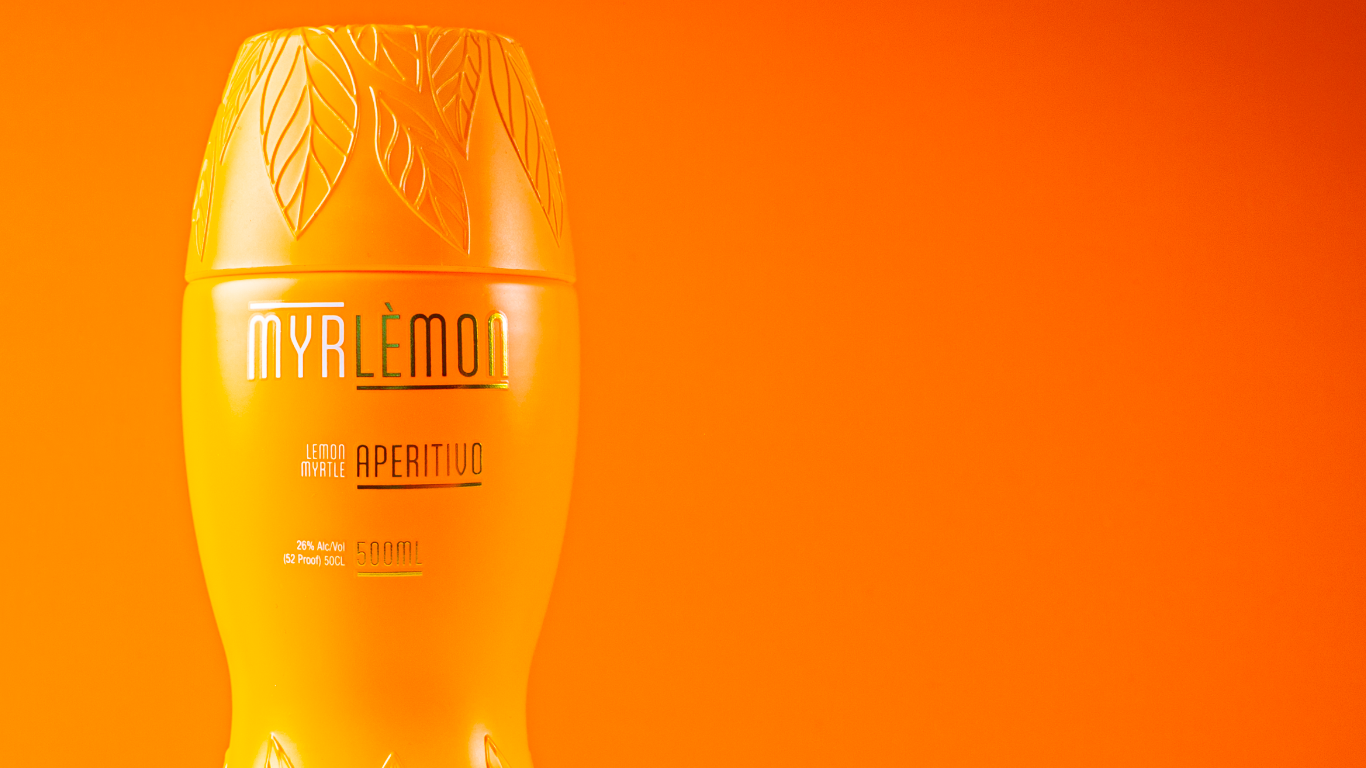 close-up of myrlèmon lemon myrtle aperitivo label